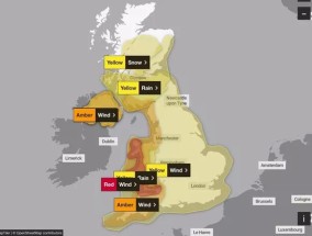 风暴达拉格：英国被时速90英里的大风、暴雨和雪袭击，并发出罕见的红色警报