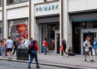 15英镑的圣诞睡衣让Primark的顾客们神魂颠倒